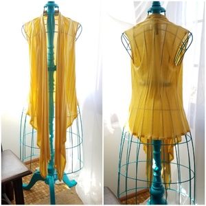 "Multi wear" yellow sleeveless top